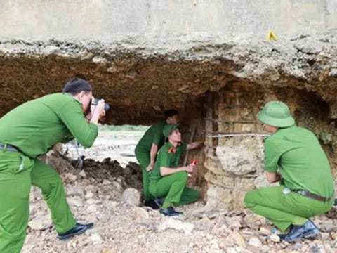 Trụ cầu Sông Lô trơ lõi thép rỉ sét: Kỹ sư đề xuất cách 'cứu' cây cầu