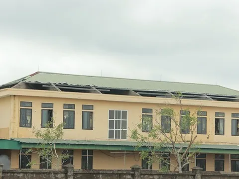 Mái tốc, phòng hỏng: Nhiều trường học ở Hà Tĩnh chưa thể khôi phục sau bão