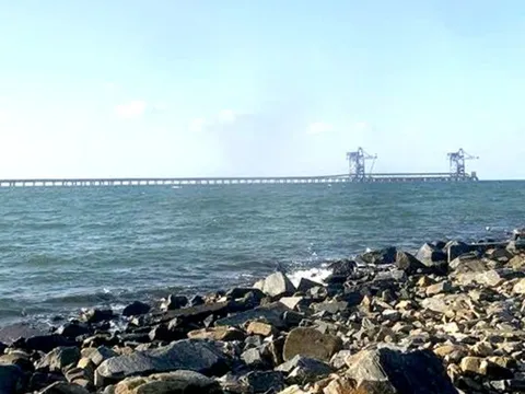 Thi thể trôi dạt vào kè đá Vũng Áng là người gieo mình xuống cầu Bến Thủy