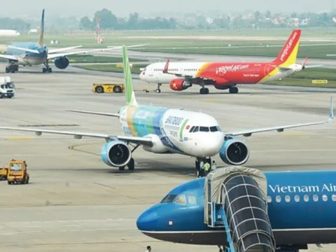 Bồi thường khi bị chậm, hủy chuyến bay: Sẽ tăng cường quyền lợi hành khách