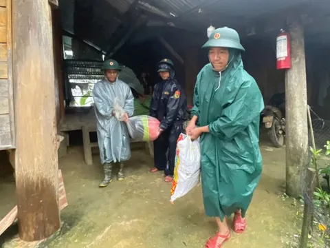 Đà Nẵng: Mở rộng phạm vi dời dân vùng sạt lở, bộ đội sẵn sàng dựng lán, nhường nhà cho dân