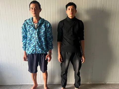 Bắt 2 đối tượng đập vỡ kính ô tô trộm gần 200 triệu đồng