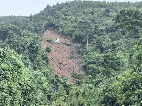 Vụ sạt đèo Khánh Sơn: Tìm thấy thi thể nạn nhân cuối cùng