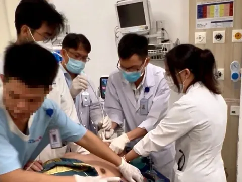 Liên tiếp hai ca hôn mê bị vắt chanh vào miệng 'cầu tỉnh lại': Việc làm có thể gây chết người