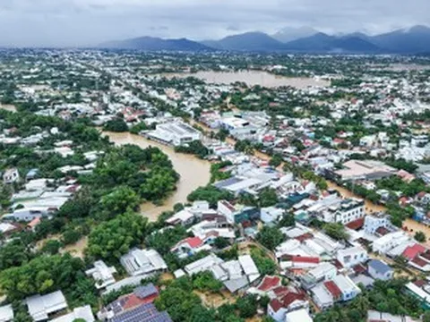 Miền Trung: 15 người chết và mất tích vì mưa lũ, nước sông Ba sắp chạm mốc lịch sử 1993