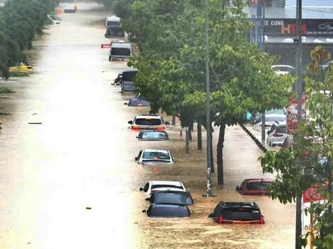 Nha Trang, Phan Rang mênh mông trong biển nước