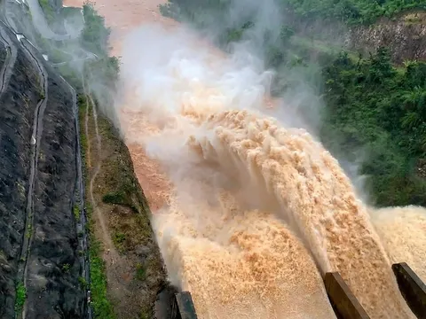 Thủy điện cần tính toán hợp lý khi xả lũ