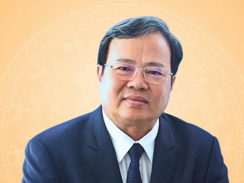 Thủ tướng phê chuẩn kết quả bầu, miễn nhiệm lãnh đạo UBND tỉnh Tây Ninh