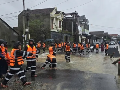 Thiệt hại kinh tế do mưa lũ ở Nam Trung Bộ tăng lên hơn 13.000 tỉ đồng