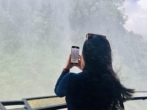 Người trẻ đủ lý lẽ để chọn '4 không', sống không cần ai rồi đến lúc chẳng ai cần mình?