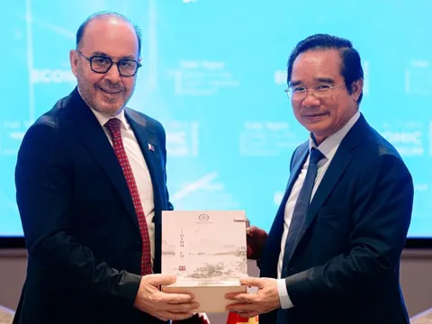 Amazon sắp mở tuyến giao hàng trực tiếp TP.HCM đi Mỹ