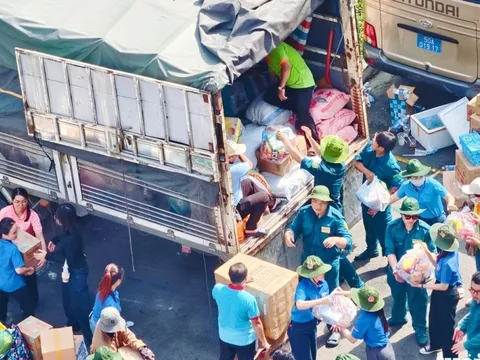 Những dòng chảy nhân ái