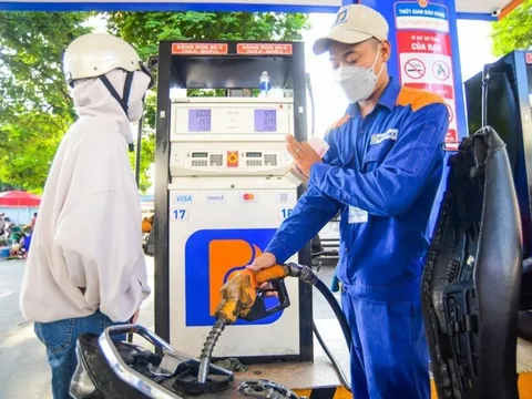 Giá xăng dầu đồng loạt giảm từ chiều 27-11