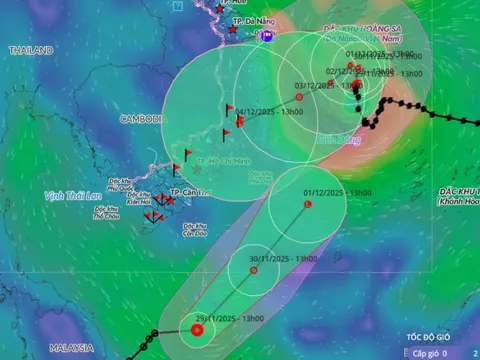 Áp thấp nhiệt đới lạ thường vào Biển Đông, diễn biến tiếp theo thế nào?