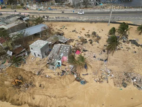 Gia Lai cần di dời khẩn cấp hơn 2.200 hộ dân khỏi vùng thiên tai