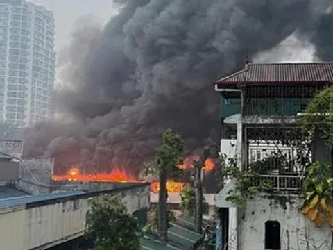 Cháy lớn ở Nhà máy bia Hà Nội Habeco