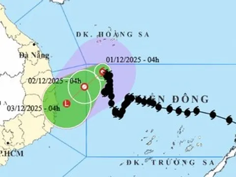 Tin mới nhất bão số 15 Koto: Đổi hướng, đi chậm về vùng biển Gia Lai - Khánh Hòa
