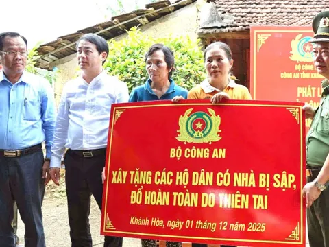 Công an triển khai 'Chiến dịch Quang Trung' xây mới nhà cho người dân vùng lũ Khánh Hòa