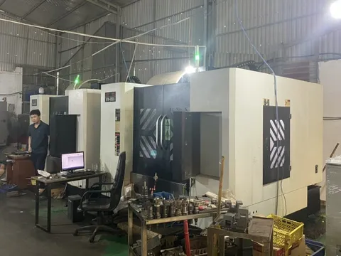 Doanh nghiệp "lập khống" hồ sơ nhập máy móc cũ về bán, thu lợi bất chính nhiều tỉ đồng