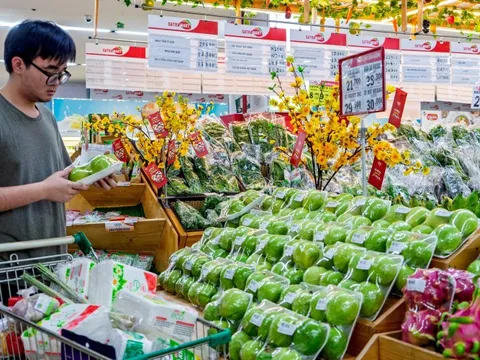 SATRA tăng 15% lượng dự trữ hàng hóa phục vụ Tết