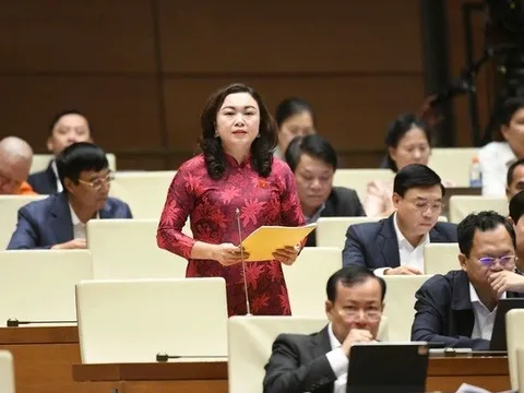 Cần tháo gỡ các vướng mắc về lương, phụ cấp để 'giữ chân' nhân lực y tế tuyến cơ sở