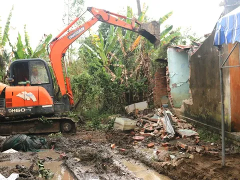 Khánh Hòa đồng loạt triển khai 'Chiến dịch Quang Trung' xây mới, sửa chữa nhà cho dân vùng lũ