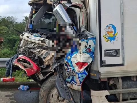 Hiện trường vụ tai nạn chết người trên đường cao tốc ở Đà Nẵng