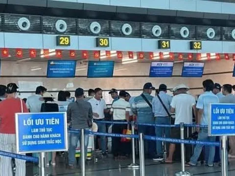 Nam hành khách chuyến bay Vietnam Airlines bỏ quên 110 triệu đồng tại sân bay