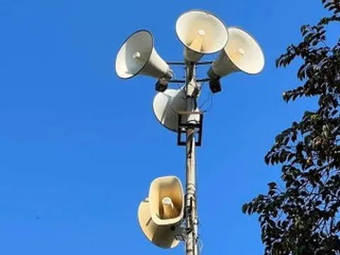 Tranh cãi vì 30 chiếc loa của tổ dân phố phát từ 4h30 sáng ở Bắc Ninh