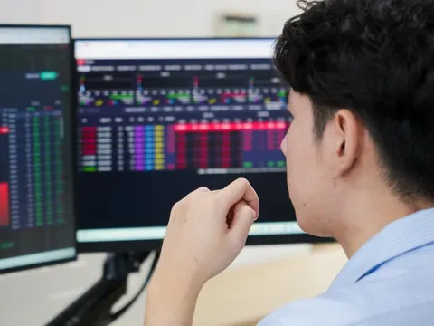 Khối ngoại trở lại, dòng tiền lan tỏa, VN-Index liệu có vượt 1.800 điểm tuần mới?