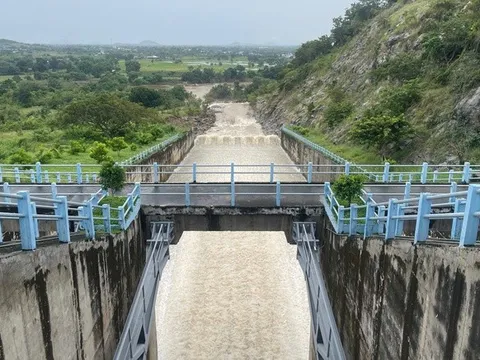 Bộ Nông nghiệp và Môi trường rà soát hồ chứa thủy lợi, quy định thời gian tối thiểu thông báo xả lũ