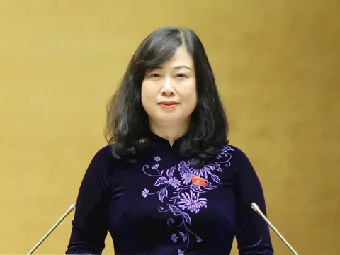 Phụ nữ sinh đủ 2 con được hỗ trợ tiền, nghỉ thai sản 7 tháng