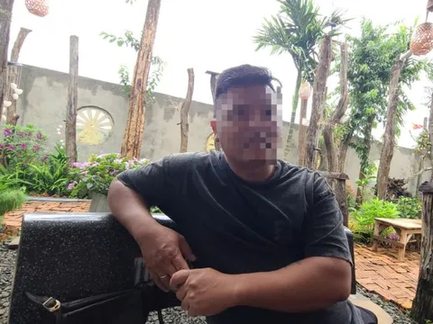 Không chỉ xích nhốt, nghi vấn người cha còn bỏ đói 2 con nhỏ