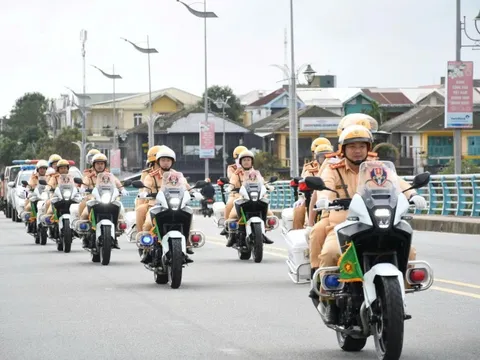 CSGT toàn quốc sẽ đồng loạt kiểm tra nồng độ cồn từ 10 giờ sáng Mùng 1 Tết Nguyên đán Bính Ngọ