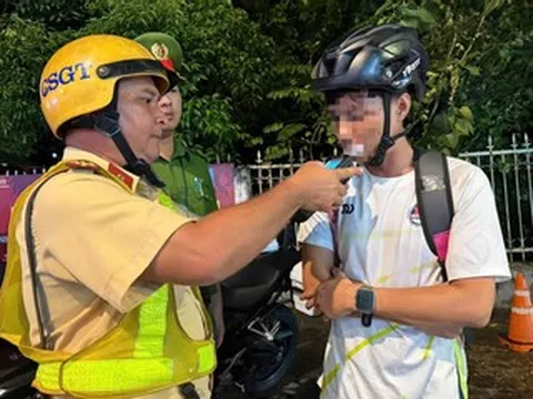 Nam tài xế nhận ‘trái đắng’ vì lái xe sau bữa nhậu mừng vô địch Pickleball