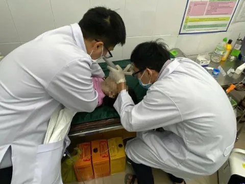 Điều tra vụ bé gái tử vong sau khi ăn cơm trưa ở lớp mẫu giáo