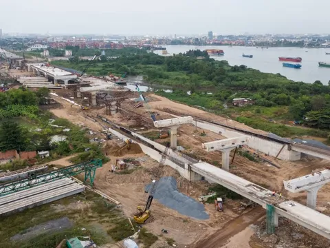 Toàn cảnh 14,7km cầu cạn vành đai 3 TP.HCM chưa thể thông xe như Ban Giao thông hứa