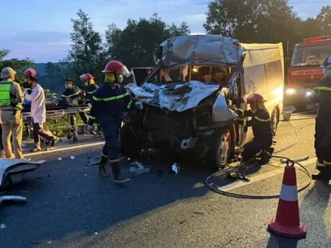 Khẩn trương điều tra, làm rõ nguyên nhân vụ tai nạn giao thông nghiêm trọng trên cao tốc Đà Nẵng - Quảng Ngãi
