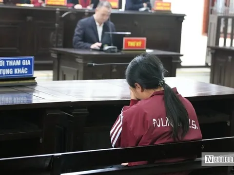 Người vợ khóc cạn nước mắt trong phiên toà xét xử kẻ sát hại chồng mình