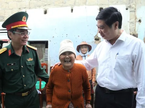 Gia Lai bàn giao ngôi nhà đầu tiên trong “Chiến dịch Quang Trung”