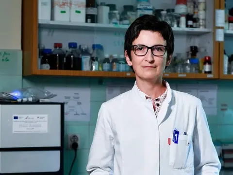 Cuộc chiến trường kỳ chống ung thư - Kỳ 5: Lấy thân mình thử vi rút chống ung thư