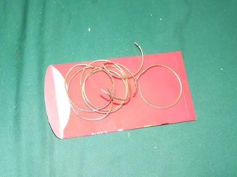 Bất ngờ với cách nữ 9X giấu chồng để mang 8 chiếc vòng vàng đi bán