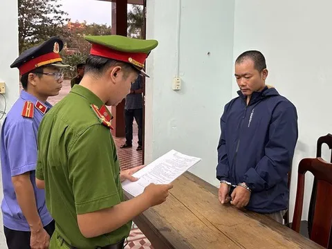 Bắt đối tượng dùng dao chém vợ rồi tự tử nhưng bất thành