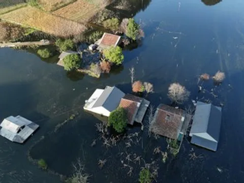 Cao Bằng: Có nơi ngập suốt 3 tháng, người dân chưa thể về nhà