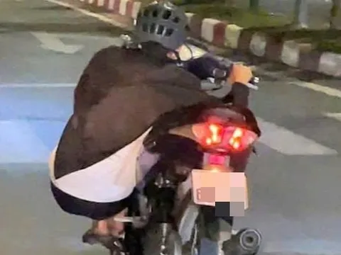 CLIP: Xử phạt thiếu niên “làm xiếc” khi U22 Việt Nam đoạt huy chương vàng tại SEA Games 33