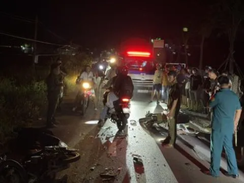 Hai xe máy va chạm trực diện, 2 nam thanh niên tử vong tại chỗ