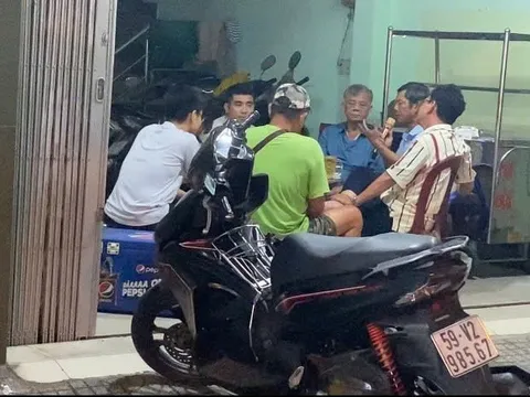 Loa kẹo kéo hết làm phiền, xóm giềng an giấc