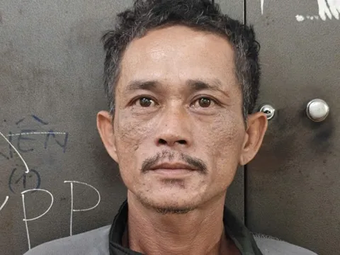 Người phụ nữ giả chết để thoát khỏi kẻ cướp hung hãn