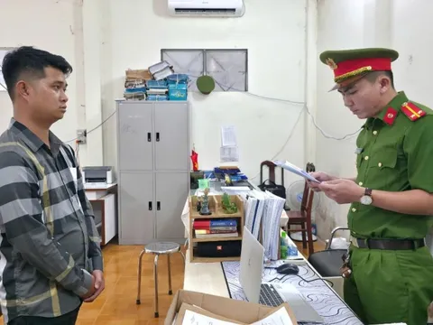 Bắt tạm giam đối tượng cho vay “tiền đứng” với lãi suất 730%/năm