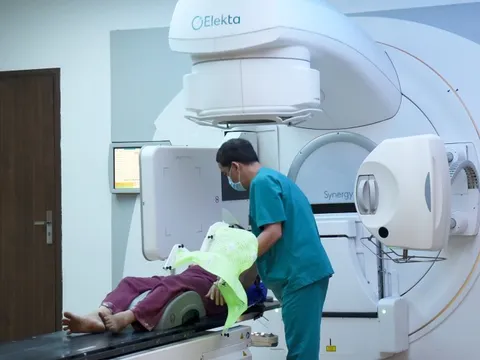 Giải pháp nào ngăn 'làn sóng' ung thư?